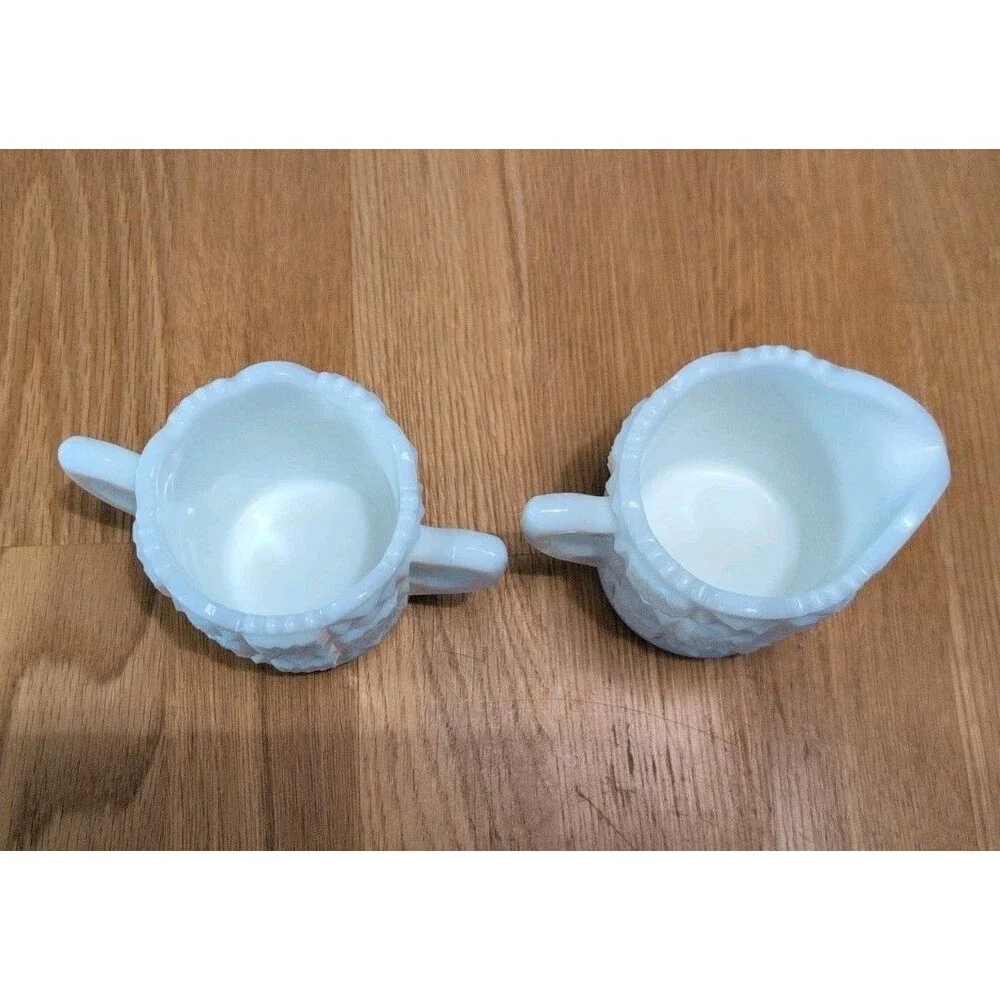 Vtg Westmoreland Milk Glass Creamer & Sugar Set 